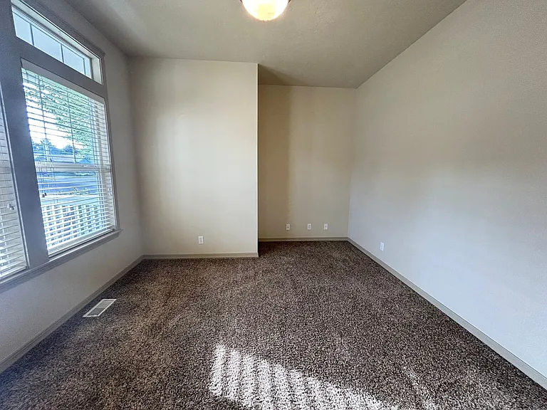 10485 N Bridle Way — Photo 7
