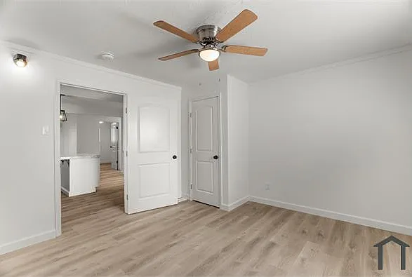 10518 Spring Garden Dr — Photo 16
