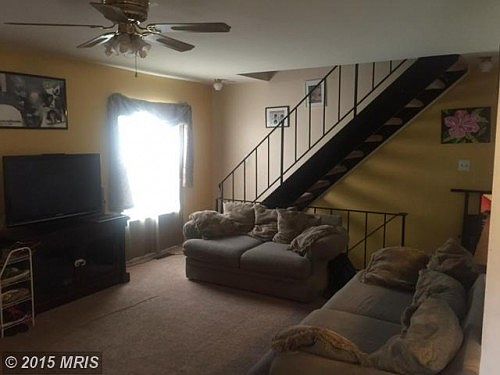 2nd image of 34 Falls Chapel Way