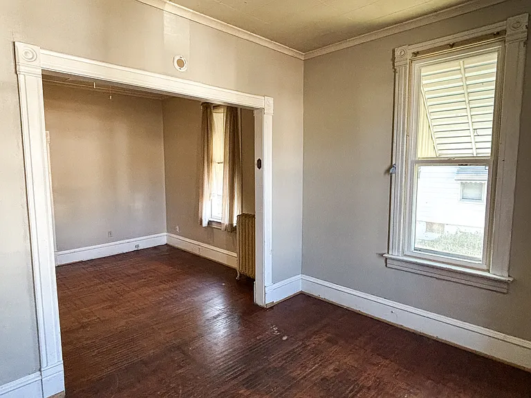 812 W Virginia Ave — Photo 6