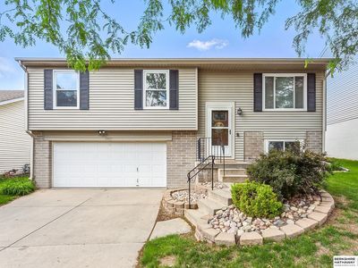 17612 Olive St, Omaha, NE, 68136
