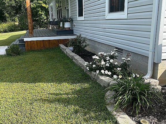 2nd image of 735 Liberty Rd