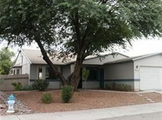 2651 W Firebrook Rd, Tucson, AZ 85741