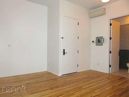 Rented by Rennit Inc. | media 26