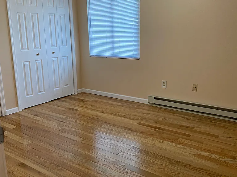 230 Robert Dr — Photo 12