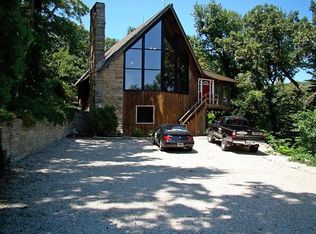 3208 Oak Shores Rd, Manhattan, KS 66503