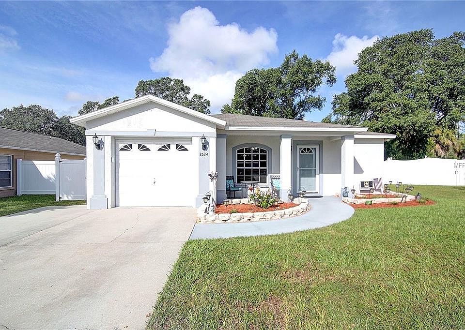 1st image of 8534 Lazy River Dr