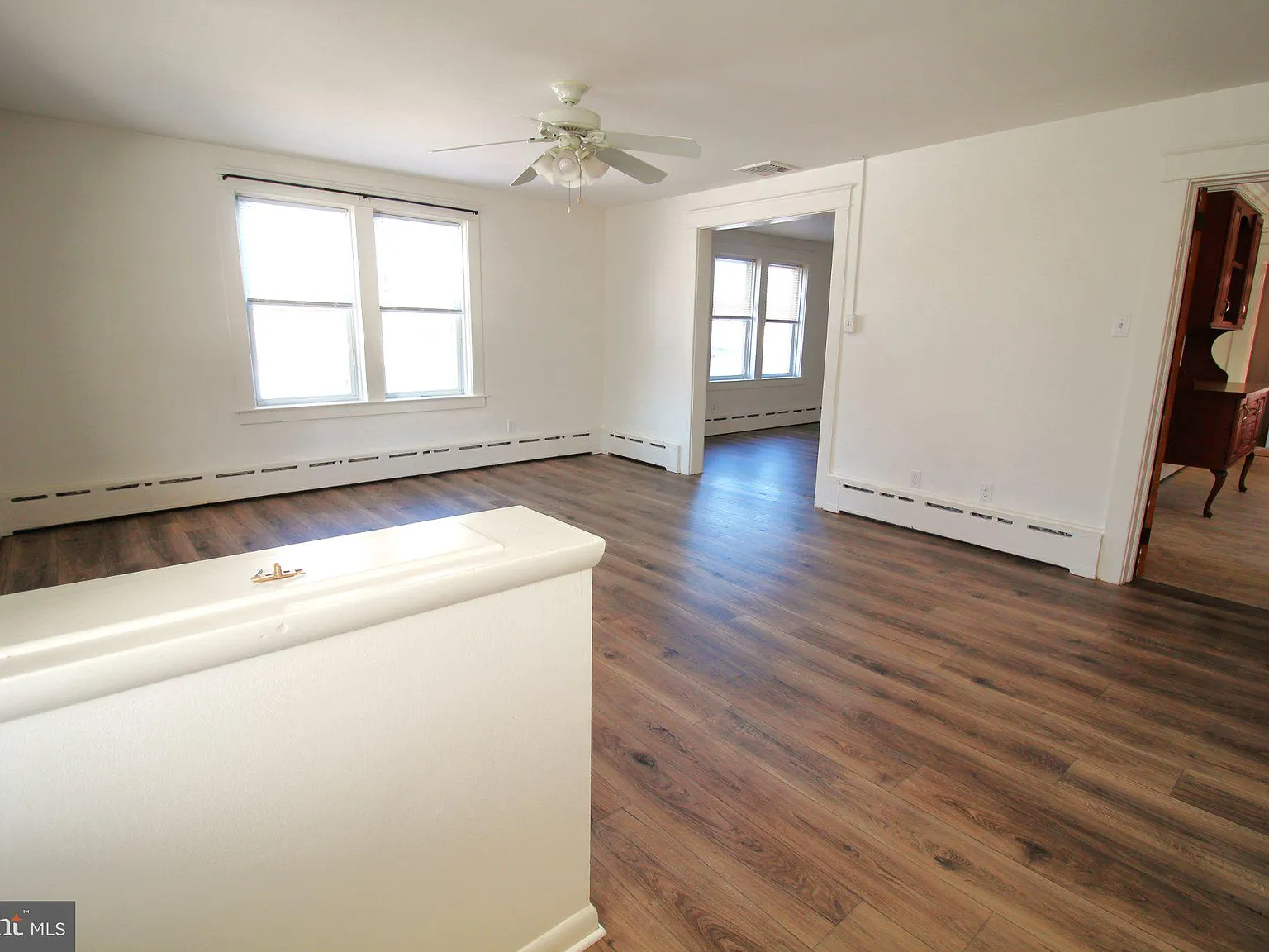 4 bed, 1.5 bath, 2264 sqft, $1,995 — Photo 3