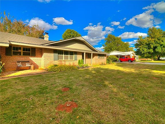 2nd image of 1855 W Lake Park Dr
