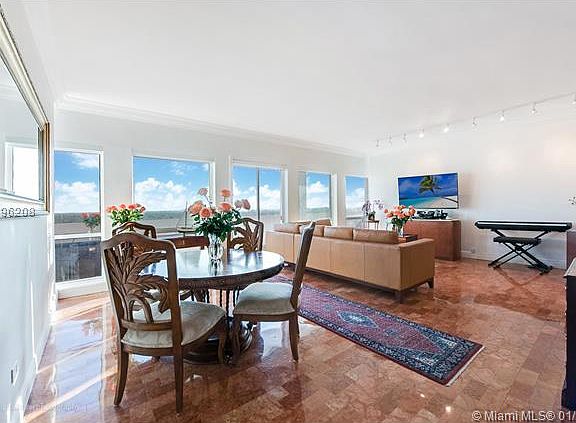2nd image of 700 Biltmore Way APT 1202