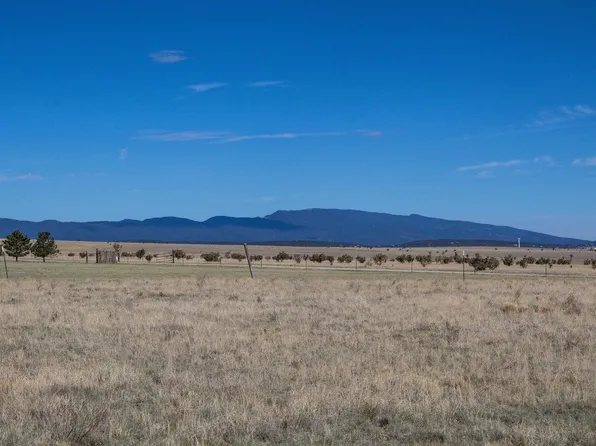 30 Camino De Fe, Moriarty, NM 87035