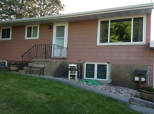 202 N Harrison Ave, Pierre, SD 57501