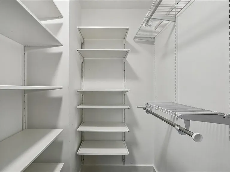21 Skyline Way NE — Photo 37