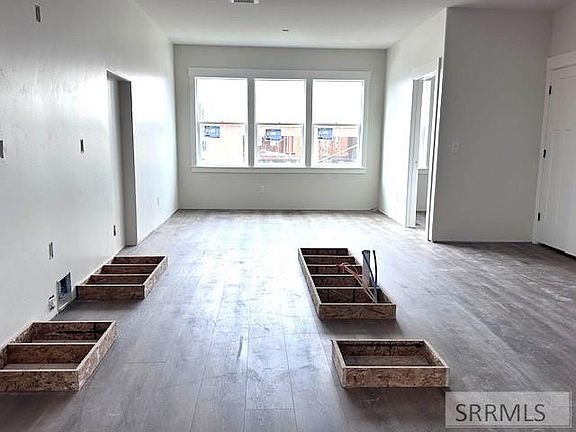 2nd image of 4136 E 206 N