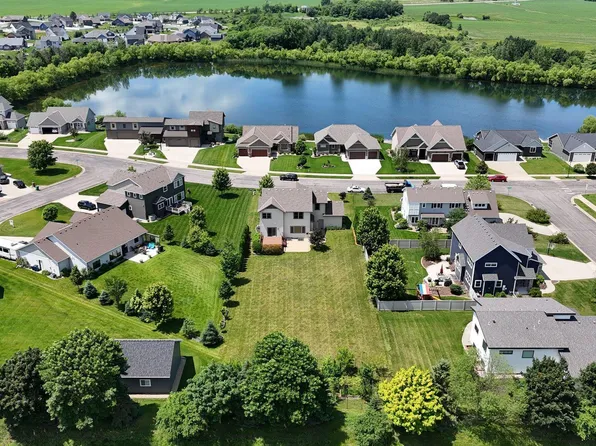 1504 20th Ave S, Sartell, MN 56377