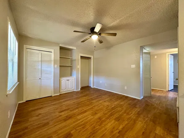 1421 S 12th St, Waco, TX