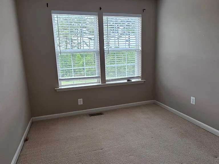 1120 Bayberry Ln #1 — Photo 5