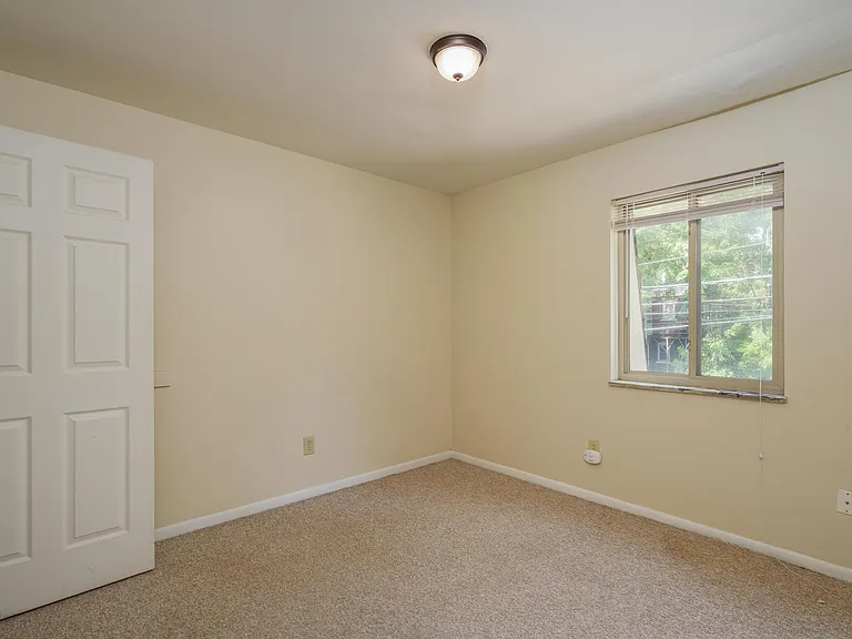 310 E 18th Ave #A — Photo 18