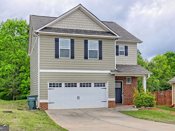 182 Sugar Creek Dr, Cornelia, GA 30531
