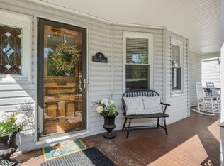 8 Grove Ter, Montclair, NJ 07042