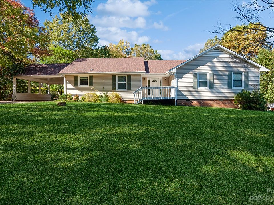 1st image of 927 Hillcroft Pl