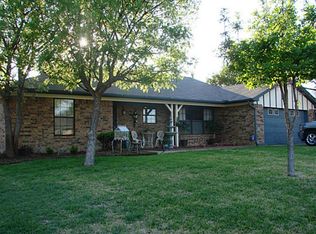 5737 Acapulco Dr, North Richland Hills, TX 76180