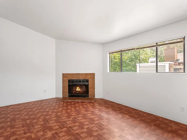 7200 T C Jester Blvd #2604 — Photo 2