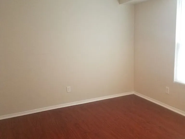 5325 Bayside Rd — Photo 8
