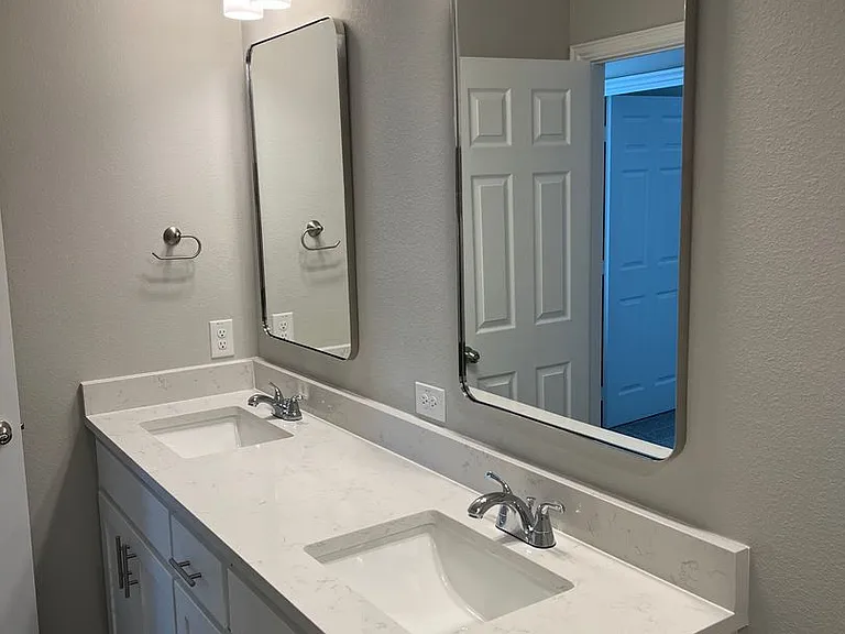 212 Wayside Ct — Photo 10