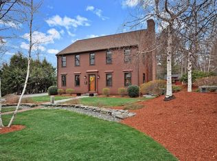 86 Old Farm Rd, Leominster, MA 01453