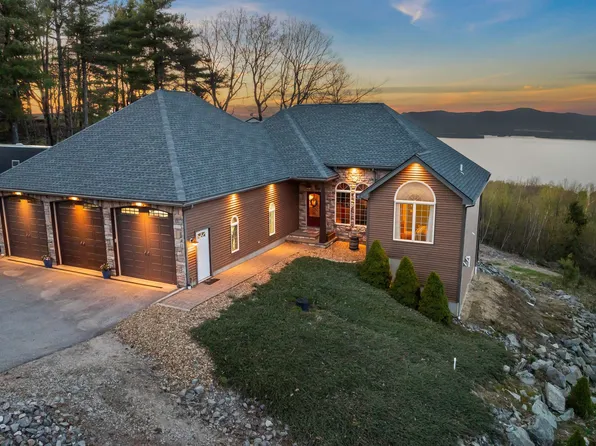 2 Ridgeline Loop, Gilford, NH 03249