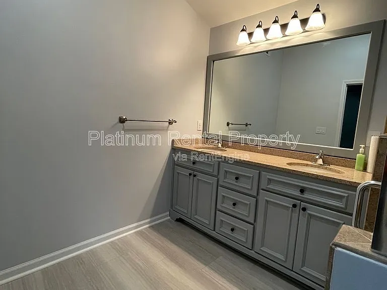 1745 Berry Ct — Photo 33
