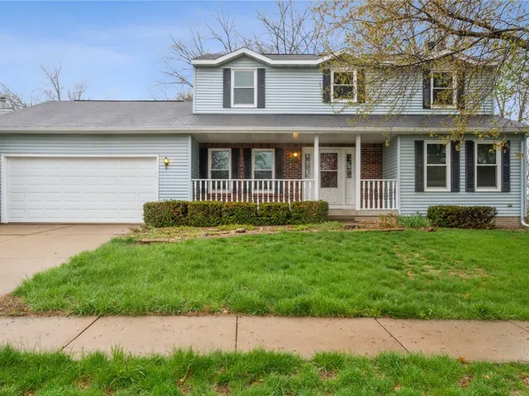 3005 Adirondack Dr NE, Cedar Rapids, IA 52402