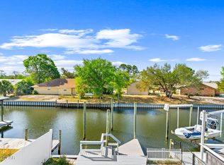 1211 Capri Dr, Panama City, FL 32405
