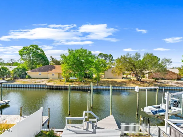 1211 Capri Dr, Panama City, FL 32405