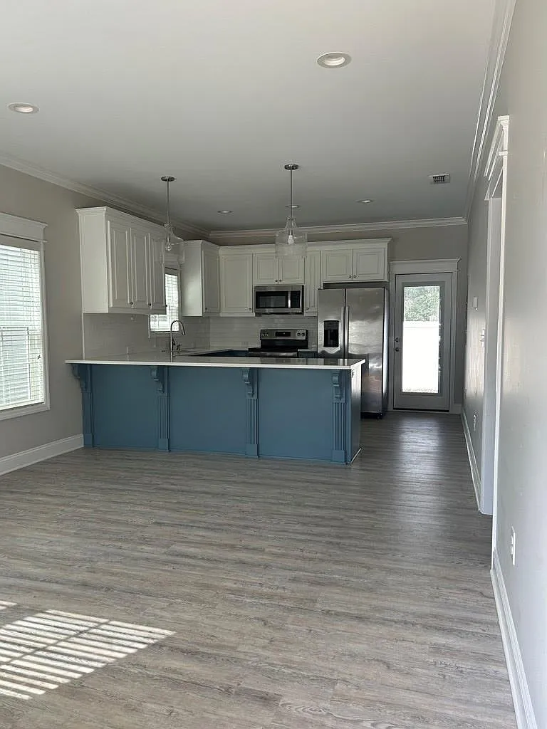 Building Photo - 316 Summercreek Cv