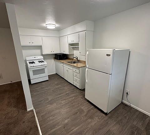 4th image of 459 E Warnock Ave APT 3