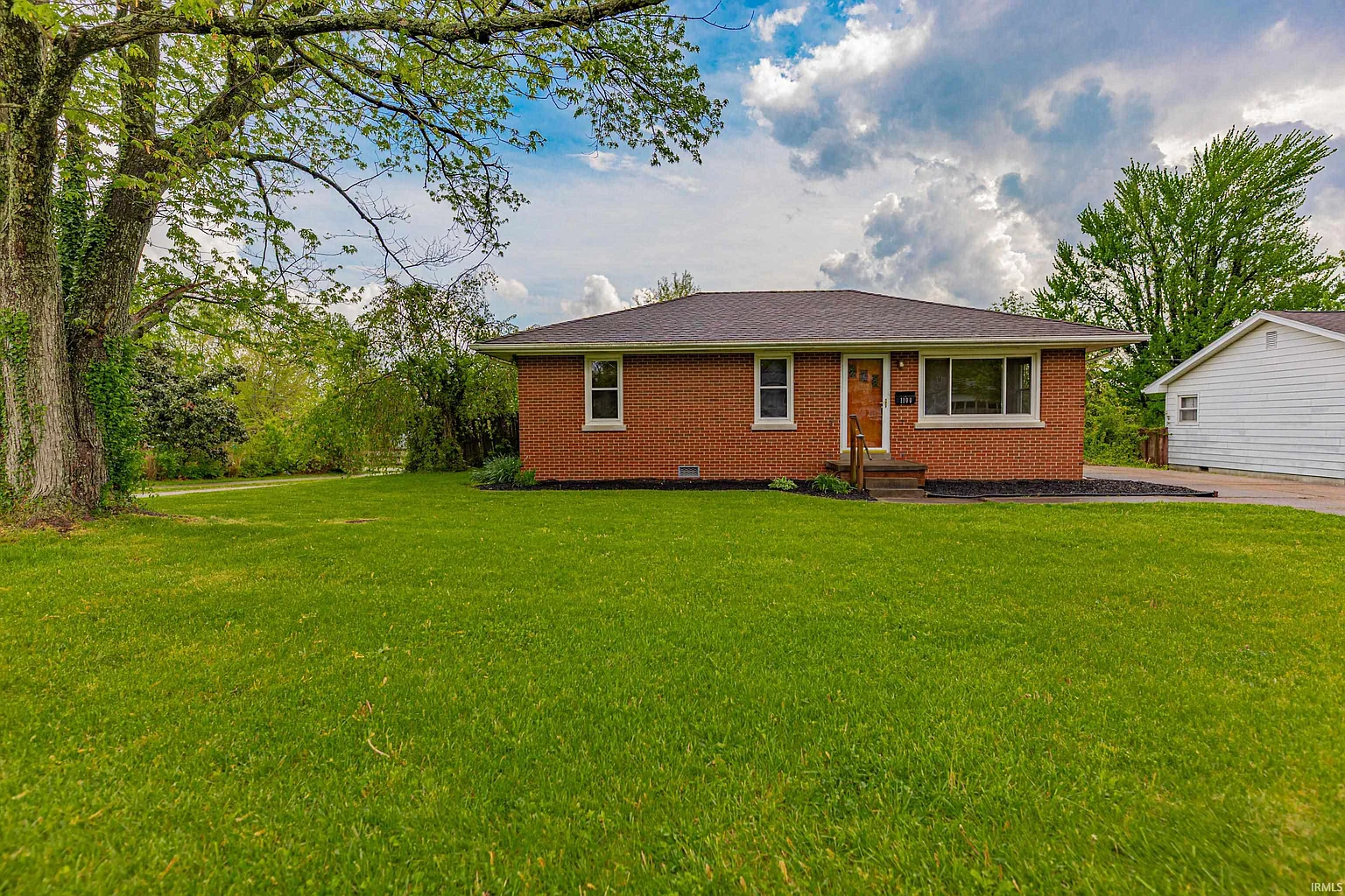 1100 Sheffield Dr photo 1