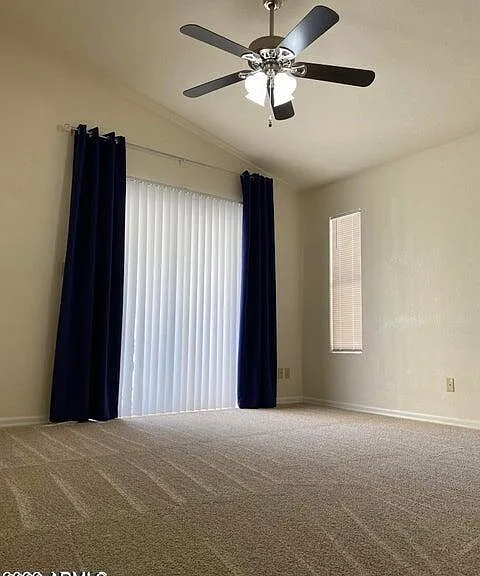 8972 W Lisbon Ln — Photo 21