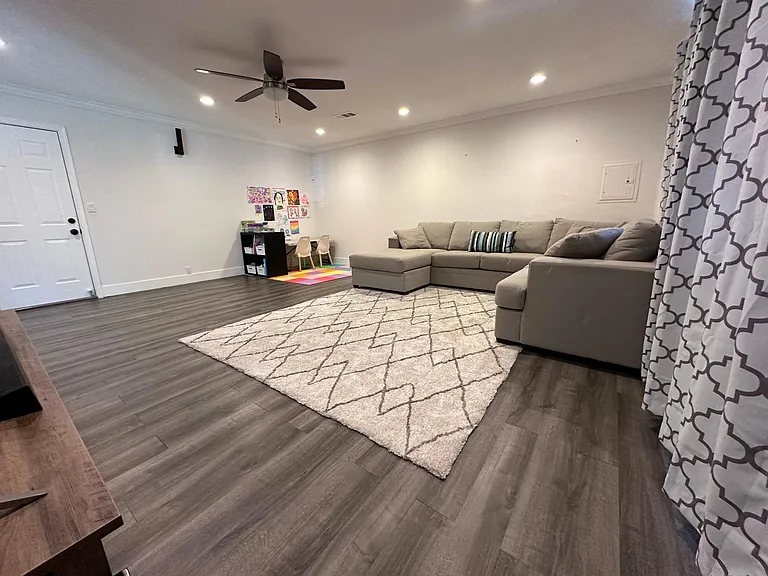 1955 Marta Dr — Photo 7