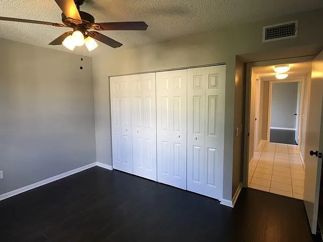 143 Waterside Dr — Photo 7