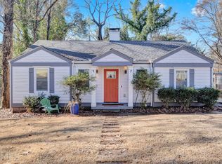 2205 Penrose Dr, East Pt, GA