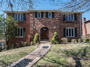 136 Monticello Dr, Monroeville, PA 15146