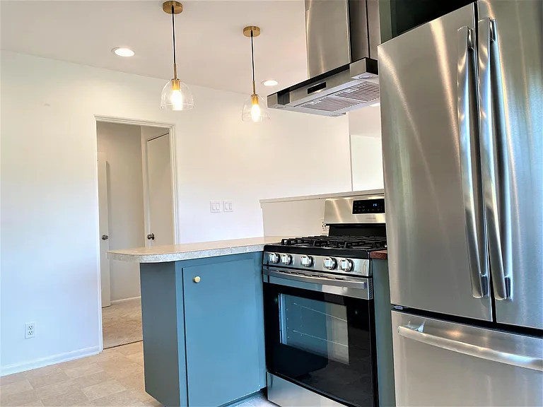 12258 1st Ave NW — Photo 10