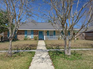 14823 Stoneberg Ave, Baton Rouge, LA 70816