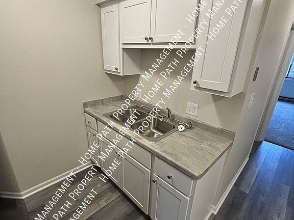 5th image of 3515 E Tesch Ave #4