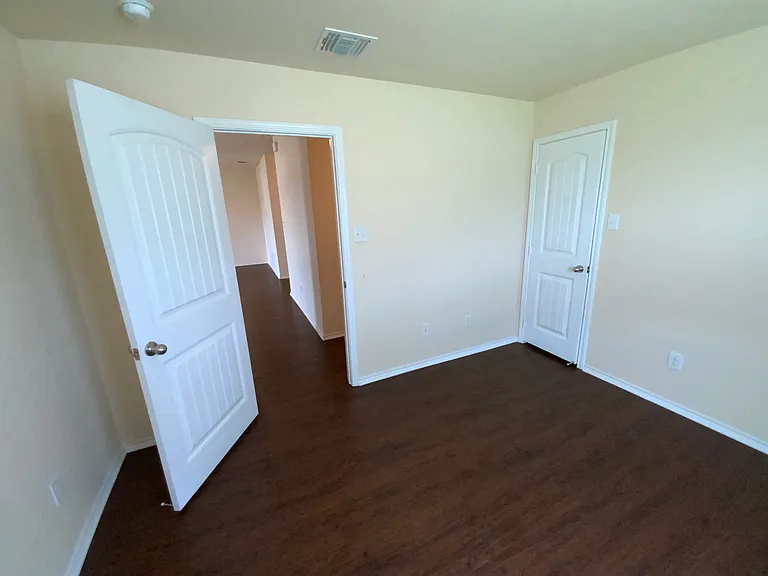 2543 Valley Forge Dr — Photo 9