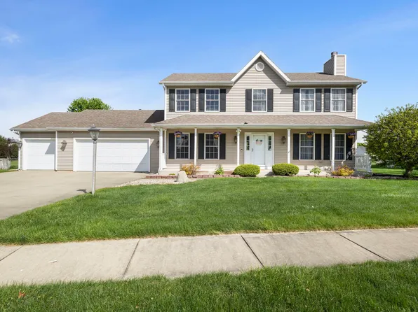 13755 Hearthwood Ct, Granger, IN 46530