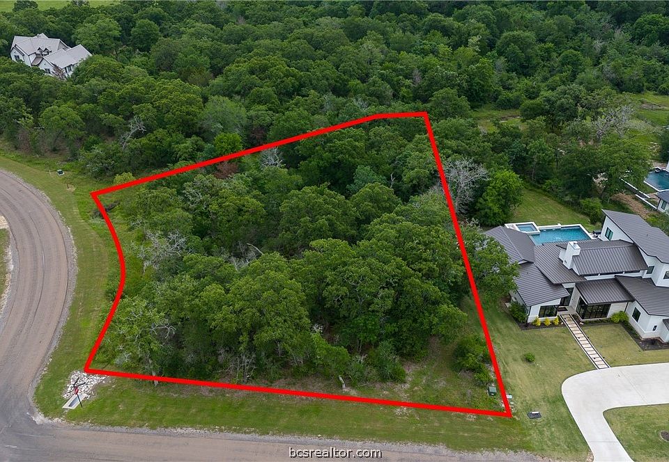 1st image of 18998 Meadows Overlook Ln