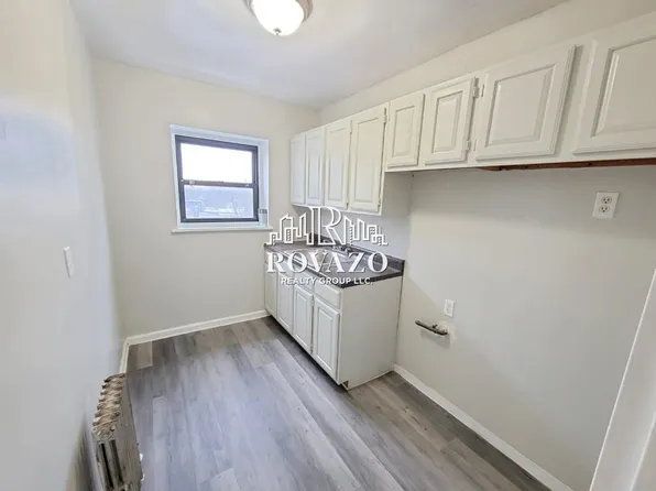 365 Schley St APT A8, Newark, NJ 07112